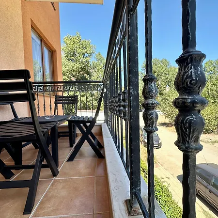 Aparthotel Efir 2 - Menada 3*