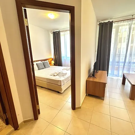 Efir 2 - Menada 3* Σάνι Μπιτς